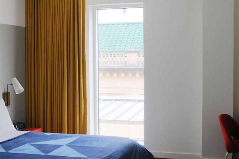 Deluxe Double Room with Two Double Beds image 2
