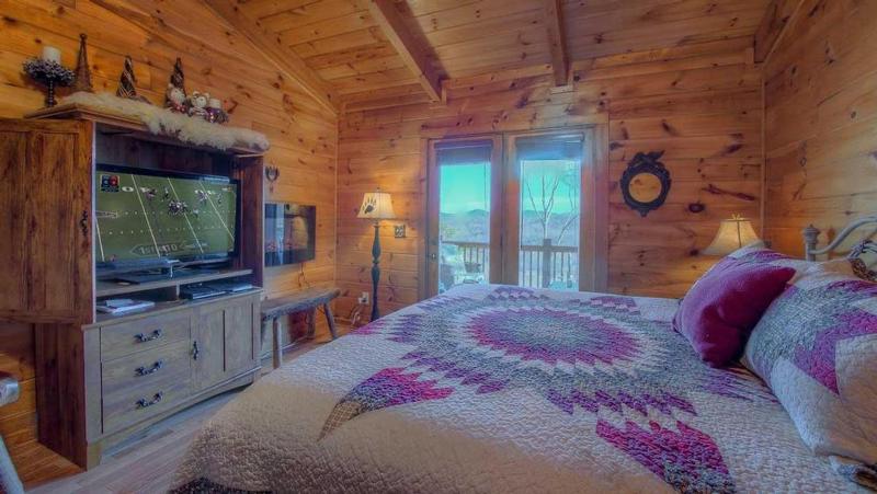 EddieBear- Pet Friendly | Aska Adventure Area | Screened In Porch | Outdoor Living - image 2