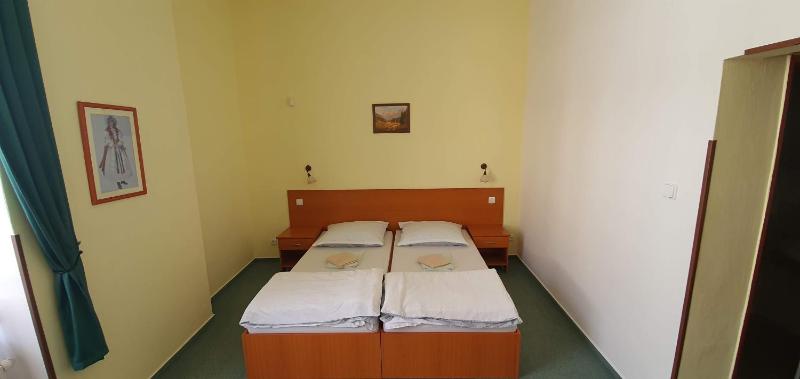 Standard Double Room image 1
