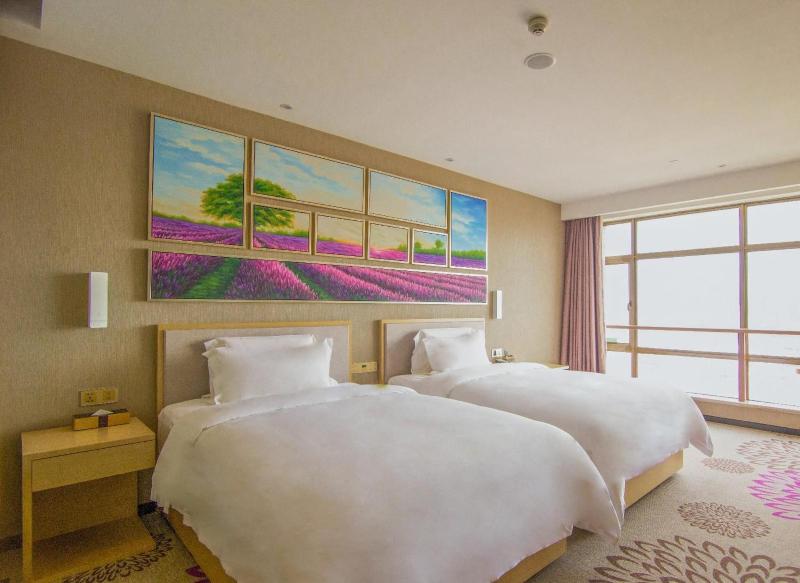Lavande Hotels·Guangzhou Financial City Chepi Metro Station - image 1