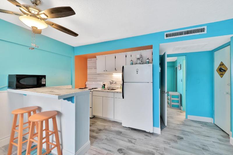 One Bedroom Apartment image 2