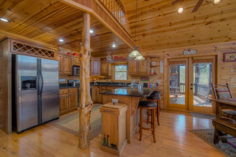 Hilltop Hideaway- EV Car Charger | Hot Tub | All Inclusive Game Room | Close to town - image 16