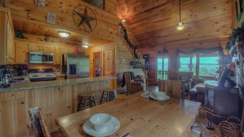 Heavens Whisper- Lake and Mountain Views | Outdoor Fire Pit | Aska Adventure Area - image 14