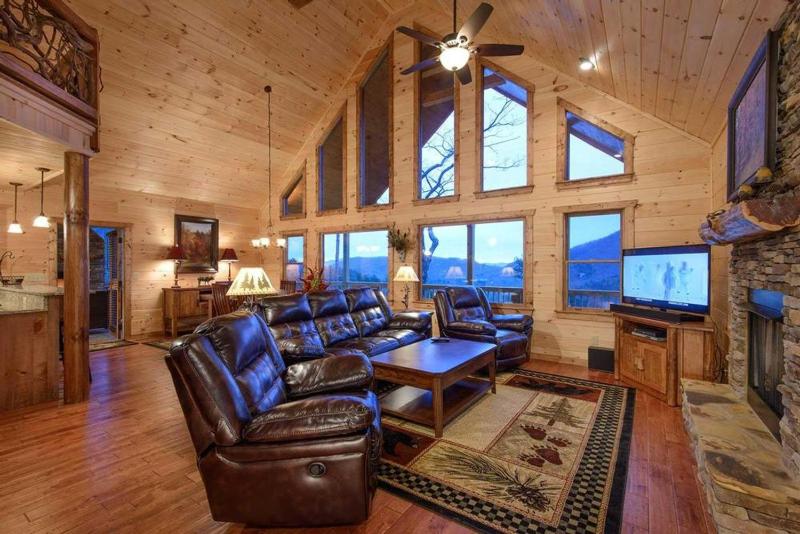 Mountainside Retreat- Hot Tub | Spectacular Mountain Views | Screened In Porch - image 3