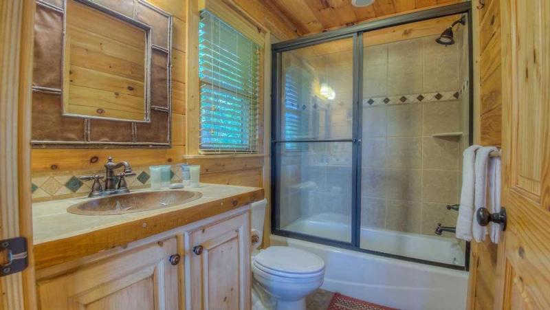Laurel Valley Lodge- Pet Friendly | Outdoor Fire Pit & Fireplace | Game Room - image 23