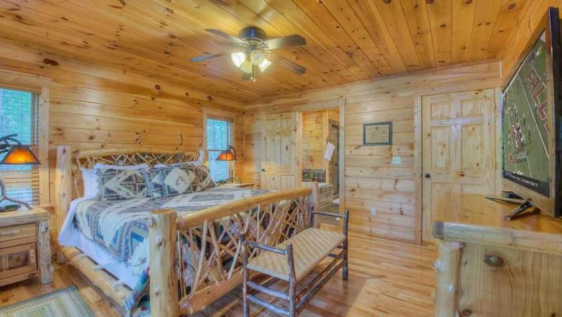 Laurel Valley Lodge- Pet Friendly | Outdoor Fire Pit & Fireplace | Game Room - image 44