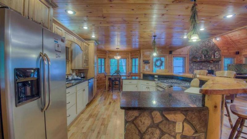 Laurel Valley Lodge- Pet Friendly | Outdoor Fire Pit & Fireplace | Game Room - image 36