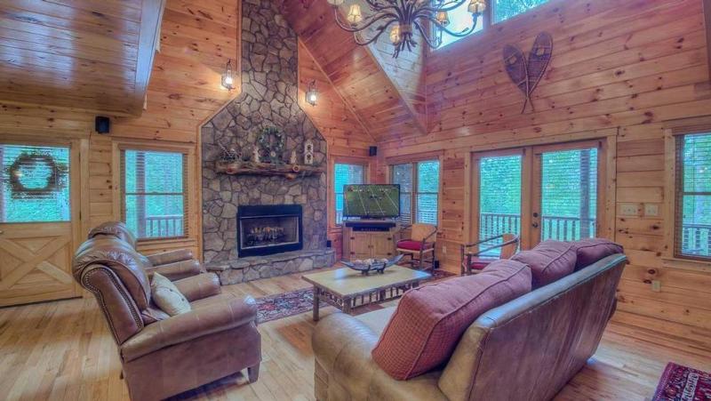 Laurel Valley Lodge- Pet Friendly | Outdoor Fire Pit & Fireplace | Game Room - image 21