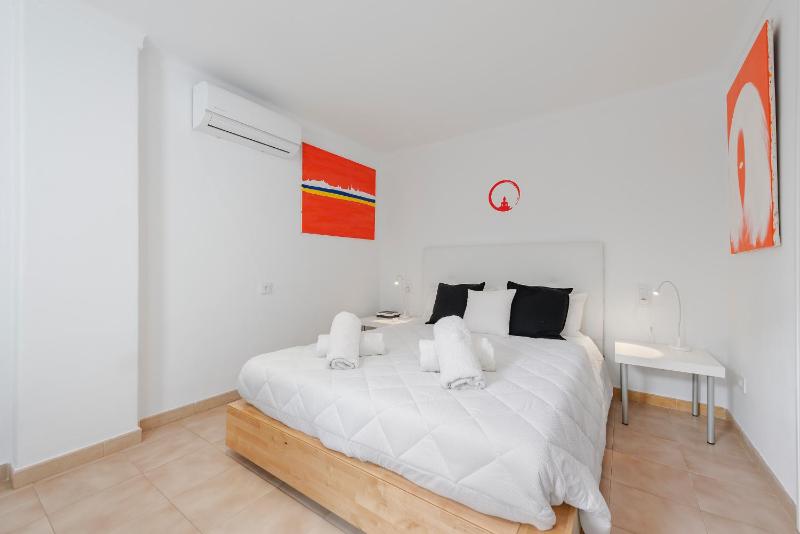 Apartment image 3