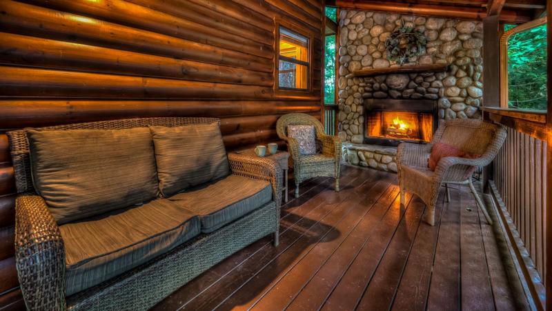 TreeTops- Pet Friendly | Master on Main | 5 minutes from Downtown Blue Ridge - image 22