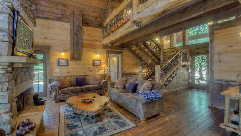 Whitewater Wilderness- Riverside Retreat | Outdoor Living | Luxury Kitchen - image 9