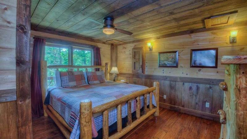 Whitewater Wilderness- Riverside Retreat | Outdoor Living | Luxury Kitchen - image 11