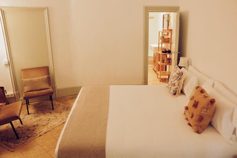 Superior Double Room image 3