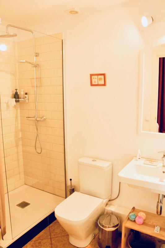 Deluxe Double Room with Balcony image 4