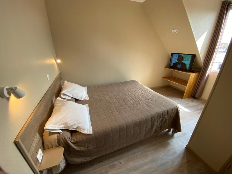 Double Room image 3