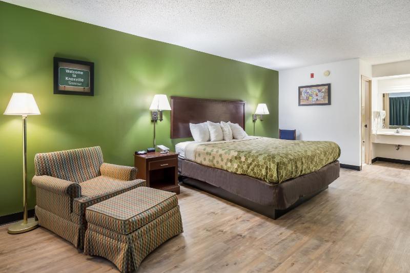 King Room image 4