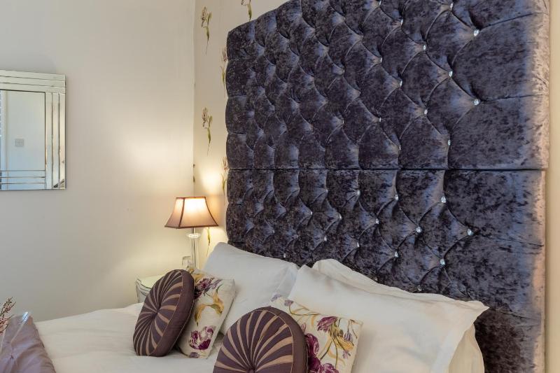 Superior King Room image 1