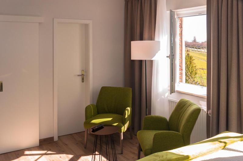 Double Room image 2
