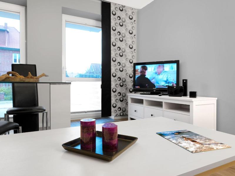 Apartment with Terrace image 3