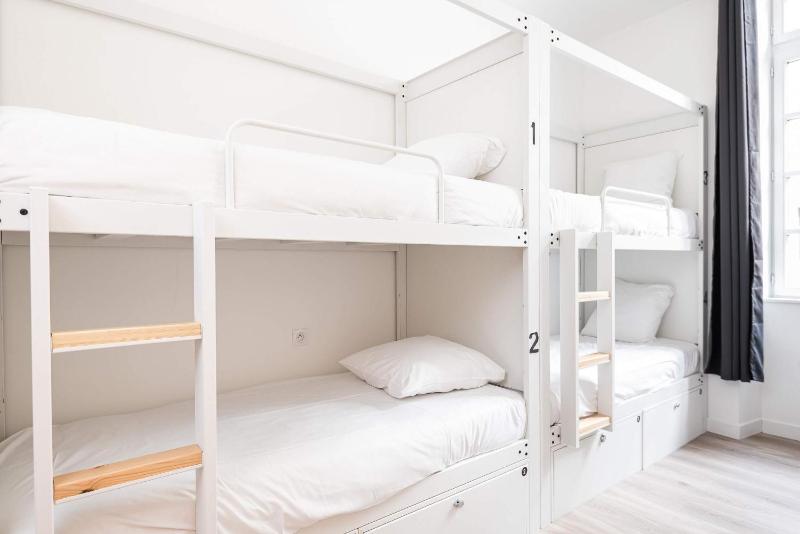 Bed in 6-Bed Female Dormitory Room image 1