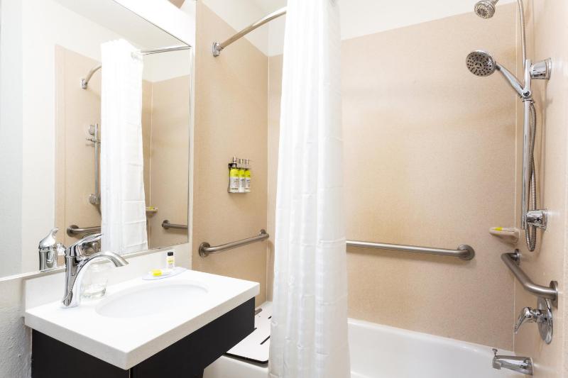 Candlewood Suites Fort Lauderdale Airport-Cruise By IHG - image 10