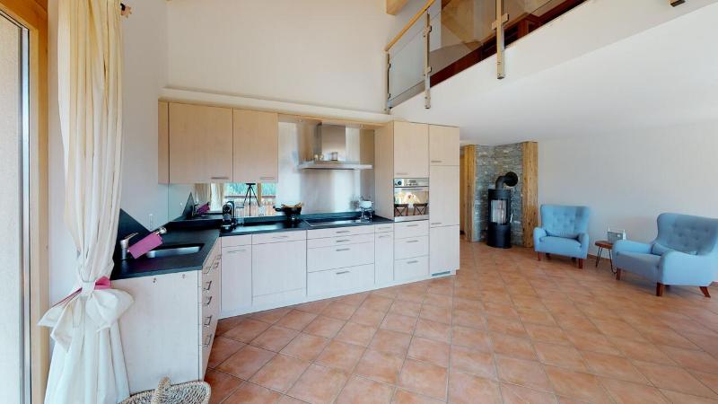Apartment - Split Level image 2