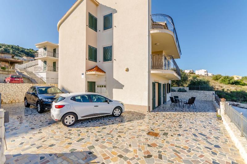 Apartments Mia - image 45