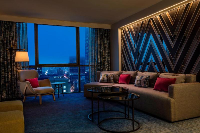 Midtown View Suite image 2