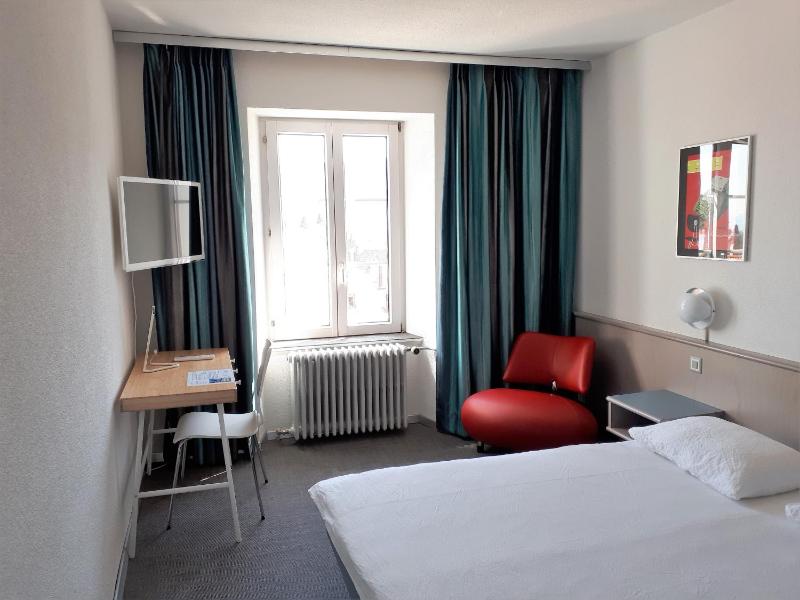 Single Room image 1