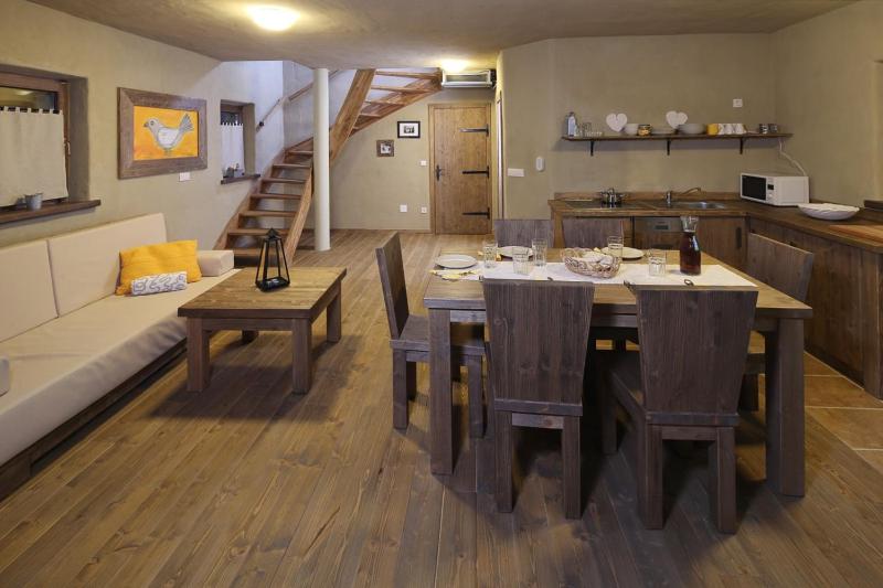 Duplex One-Bedroom Apartment image 1