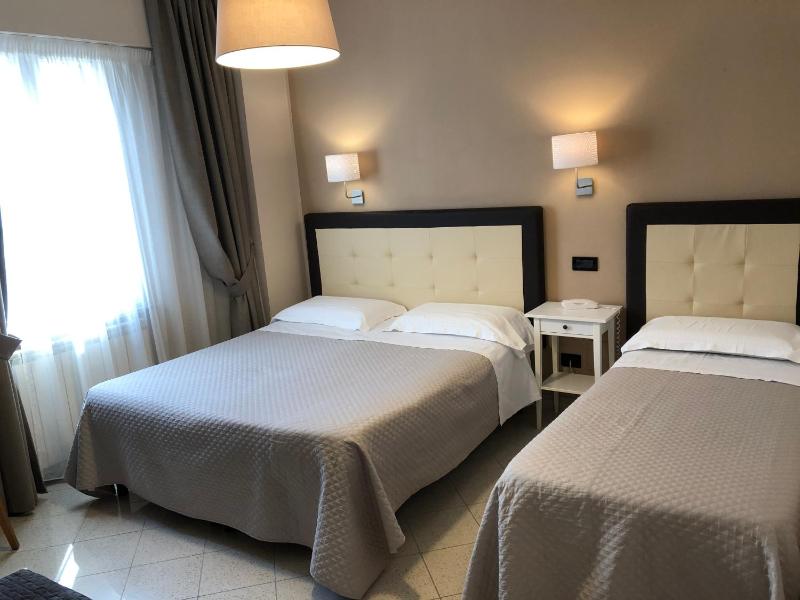 Triple Room image 1