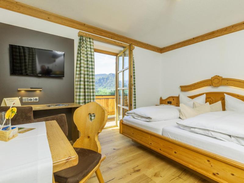 Double Room image 2