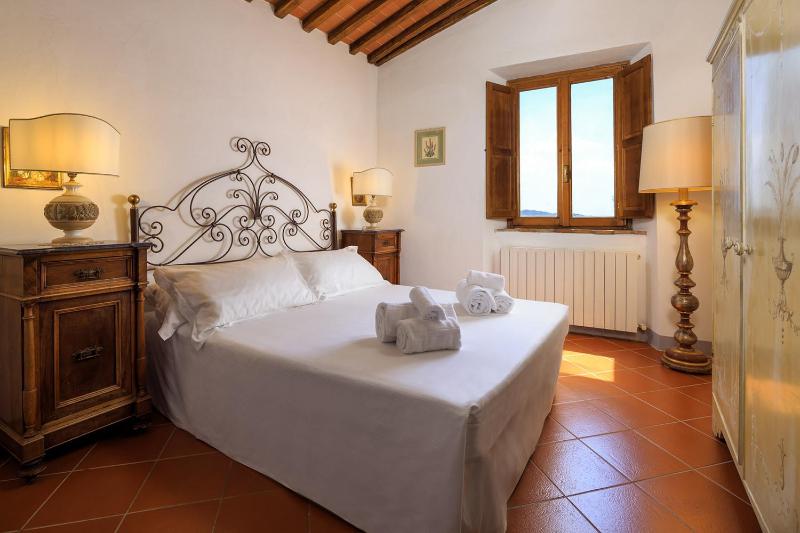 Two-Bedroom Apartment image 4