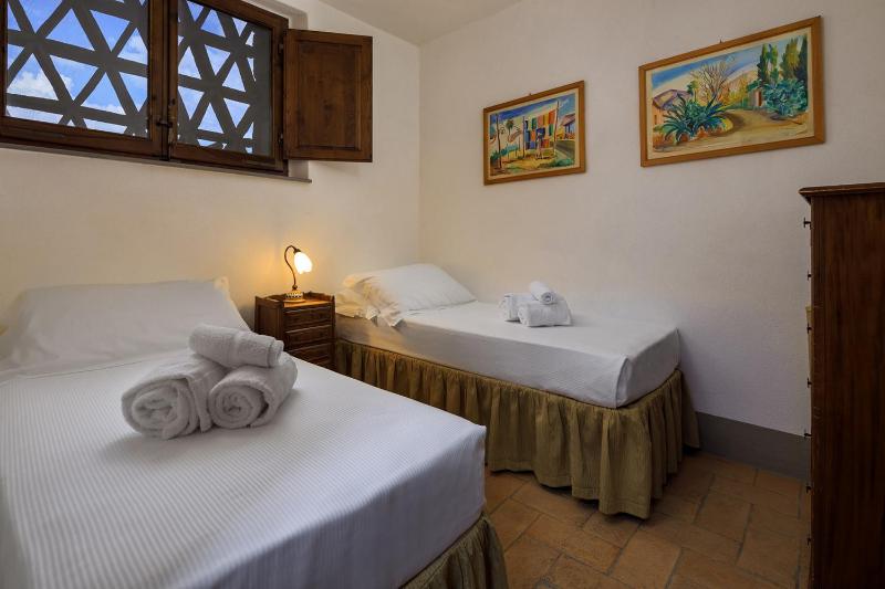 Apartment - Split Level image 3