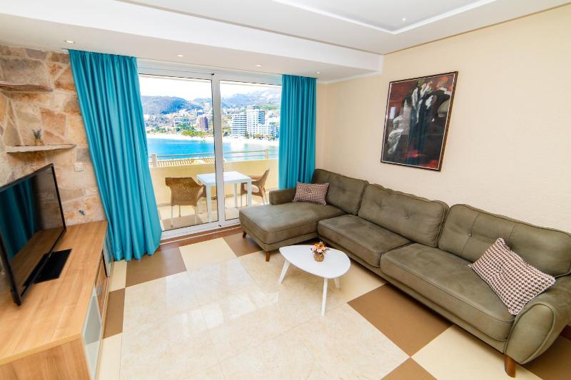 Apartment with Sea View image 4