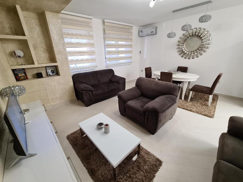 Adonis Apartment - image 13