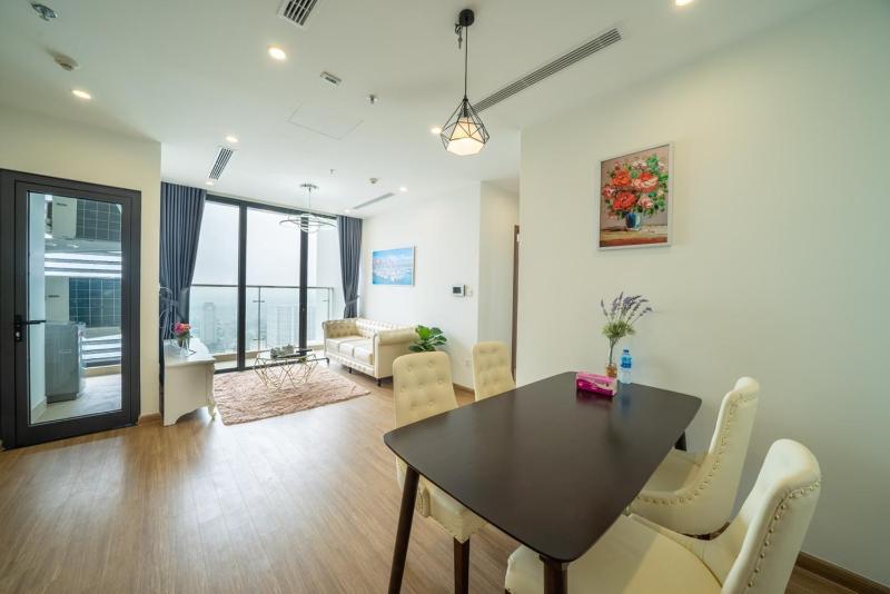 BOM HOMES- VINHOMES SKYLAKE- SERVICE APARTMENt - image 1
