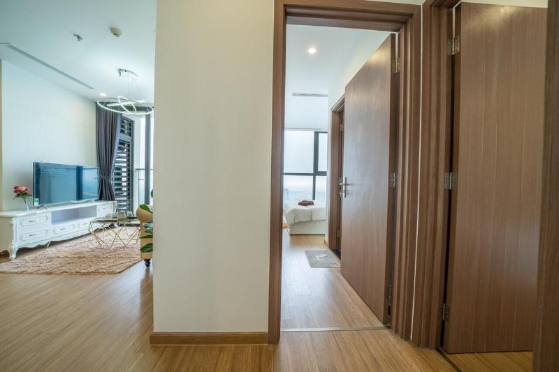 BOM HOMES- VINHOMES SKYLAKE- SERVICE APARTMENt - image 11