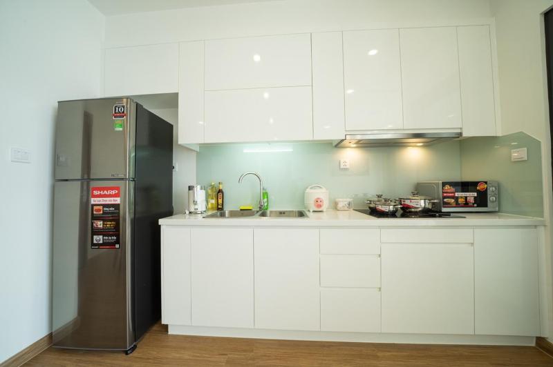 BOM HOMES- VINHOMES SKYLAKE- SERVICE APARTMENt - image 5