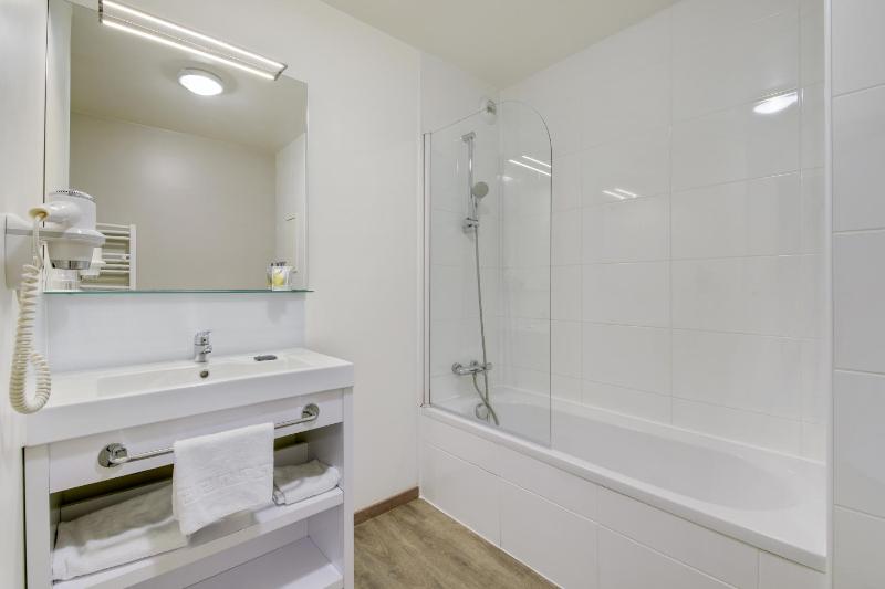 Superior Studio 1-2 Persons (Double Bed) image 3