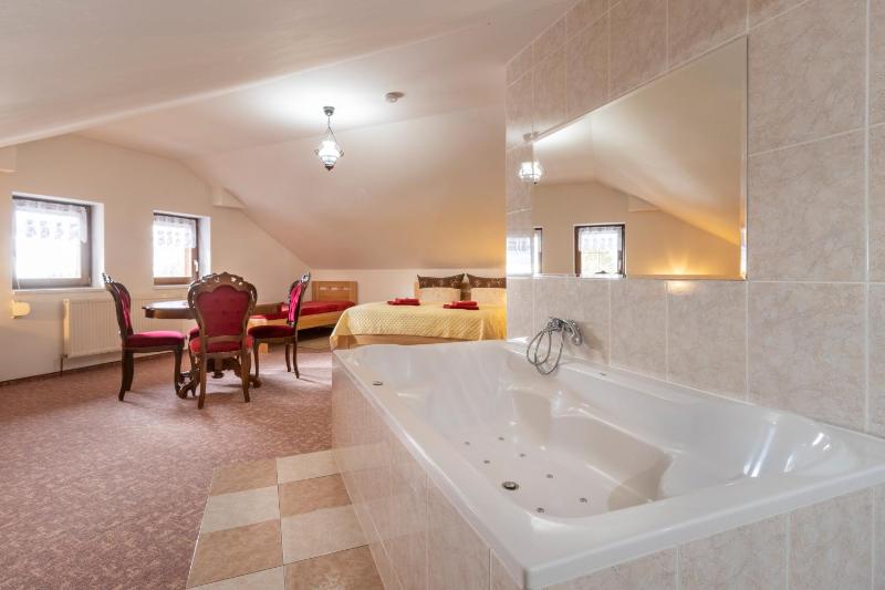 Two-Bedroom Suite image 3