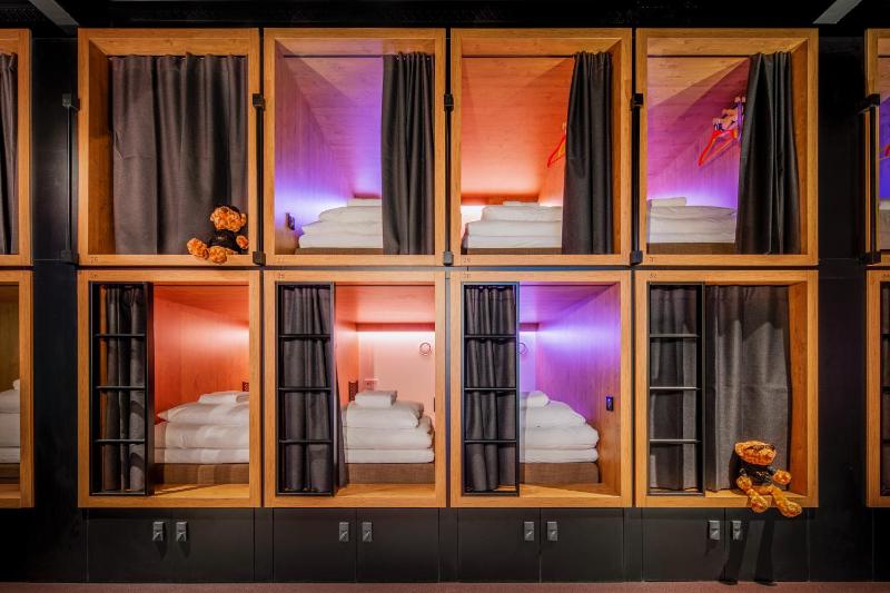 Pod for 1 in a shared dorm image 1