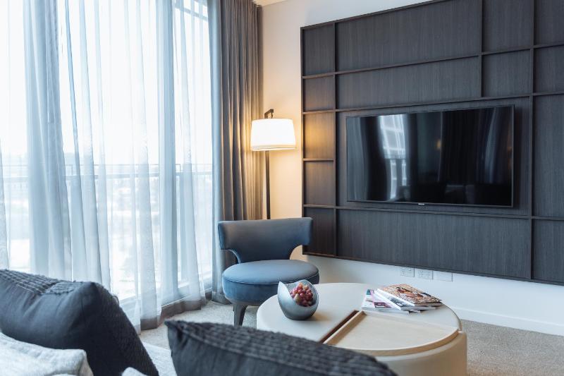 One-Bedroom Apartment image 3