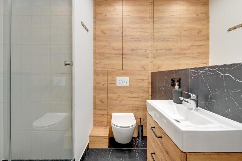 Royal Rose - Premium Beach Apartment - image 8