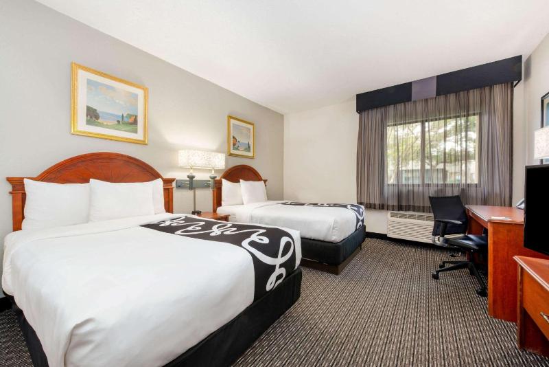 La Quinta Inn by Wyndham Fl. Lauderdale Tamarac East - image 33
