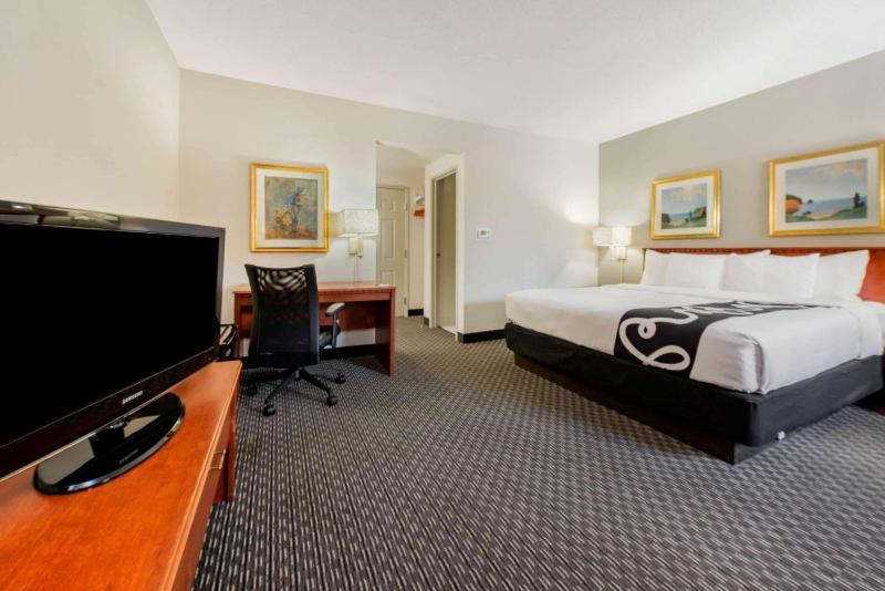 La Quinta Inn by Wyndham Fl. Lauderdale Tamarac East - image 21