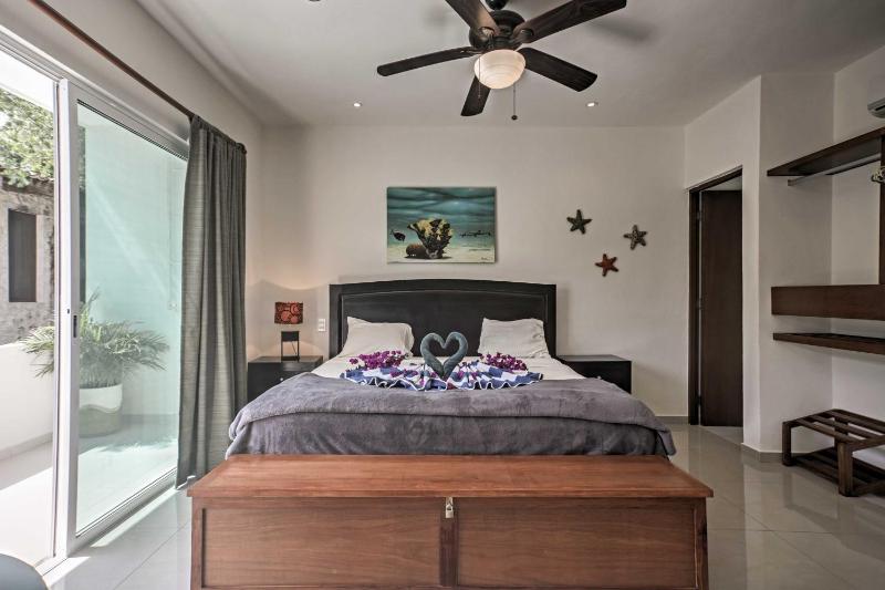 Casa Esmeralda w/ Pool Access & Furnished Patio! - image 22