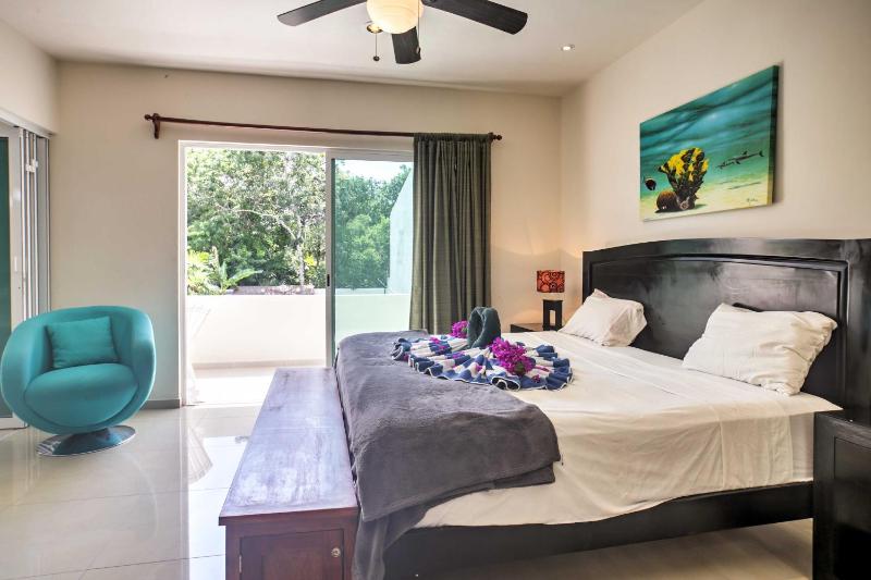 Casa Esmeralda w/ Pool Access & Furnished Patio! - image 21
