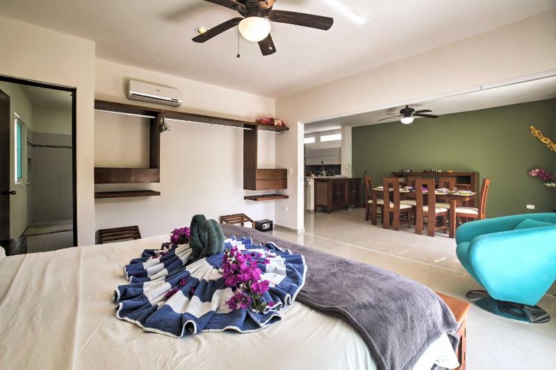 Casa Esmeralda w/ Pool Access & Furnished Patio! - image 3
