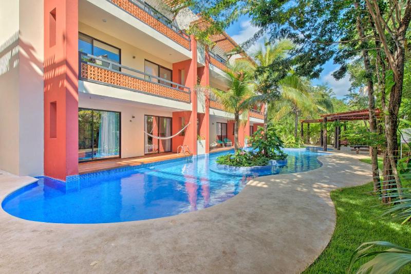 Resort-Style Condo 3 Miles to Historic Tulum Ruins - image 4